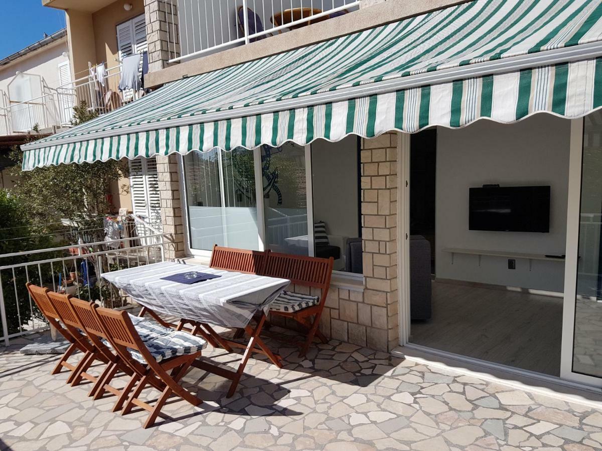 Mali Sjor Apartment Primosten Luaran gambar